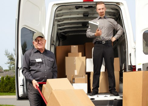 Local removals support for homes and flats in Clapham