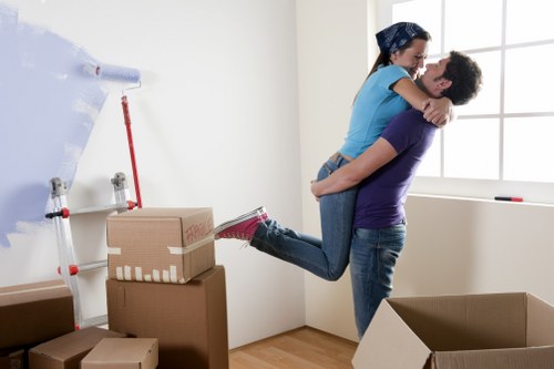 Packing and transport support for a Clapham house move